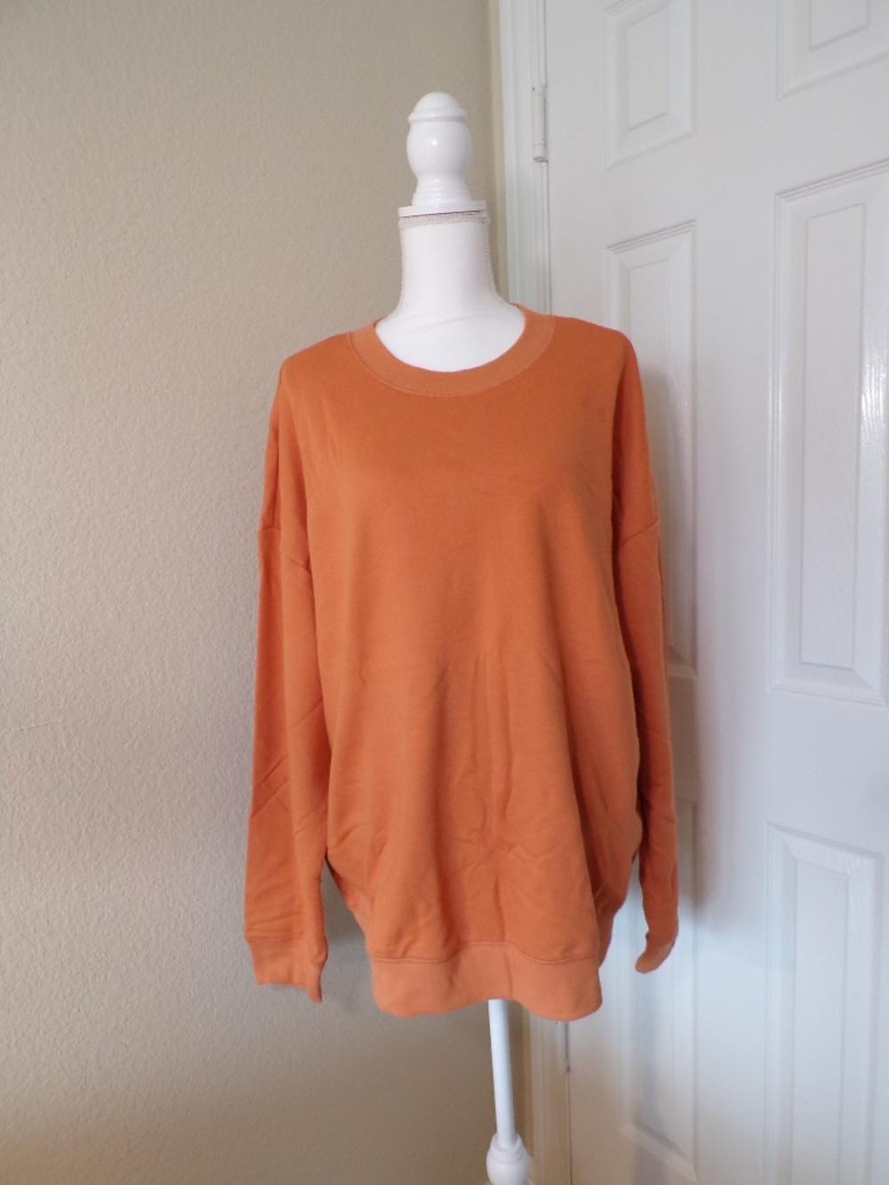 Original Use Women's Oversized Crewneck Sweatshirt - Size XL - Orange